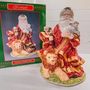 1995 Musical Peaceful Kingdom Santa-Christmas Around the World by House of Lloyd